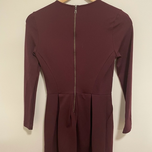 Aritzia Talula Dress - Picture 4 of 5